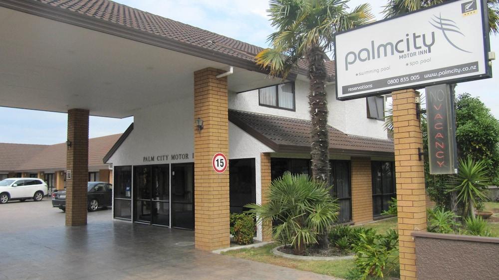 Palm City Motor Inn เนเปียร์ ภายนอก รูปภาพ