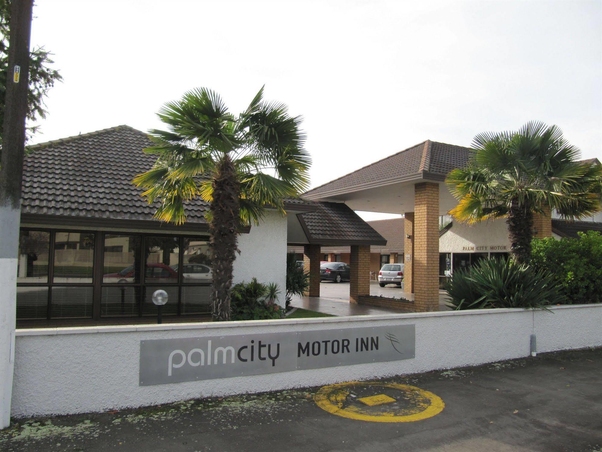 Palm City Motor Inn เนเปียร์ ภายนอก รูปภาพ