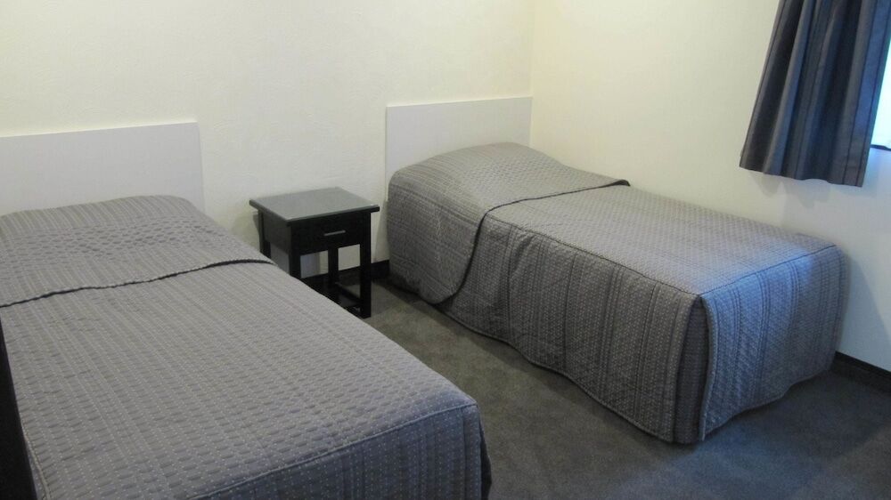Palm City Motor Inn เนเปียร์ ภายนอก รูปภาพ
